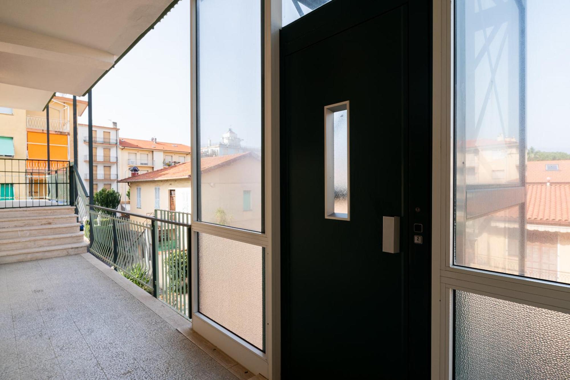 Casa Silvia - Central - Terrace - Wifi Bordighera Esterno foto